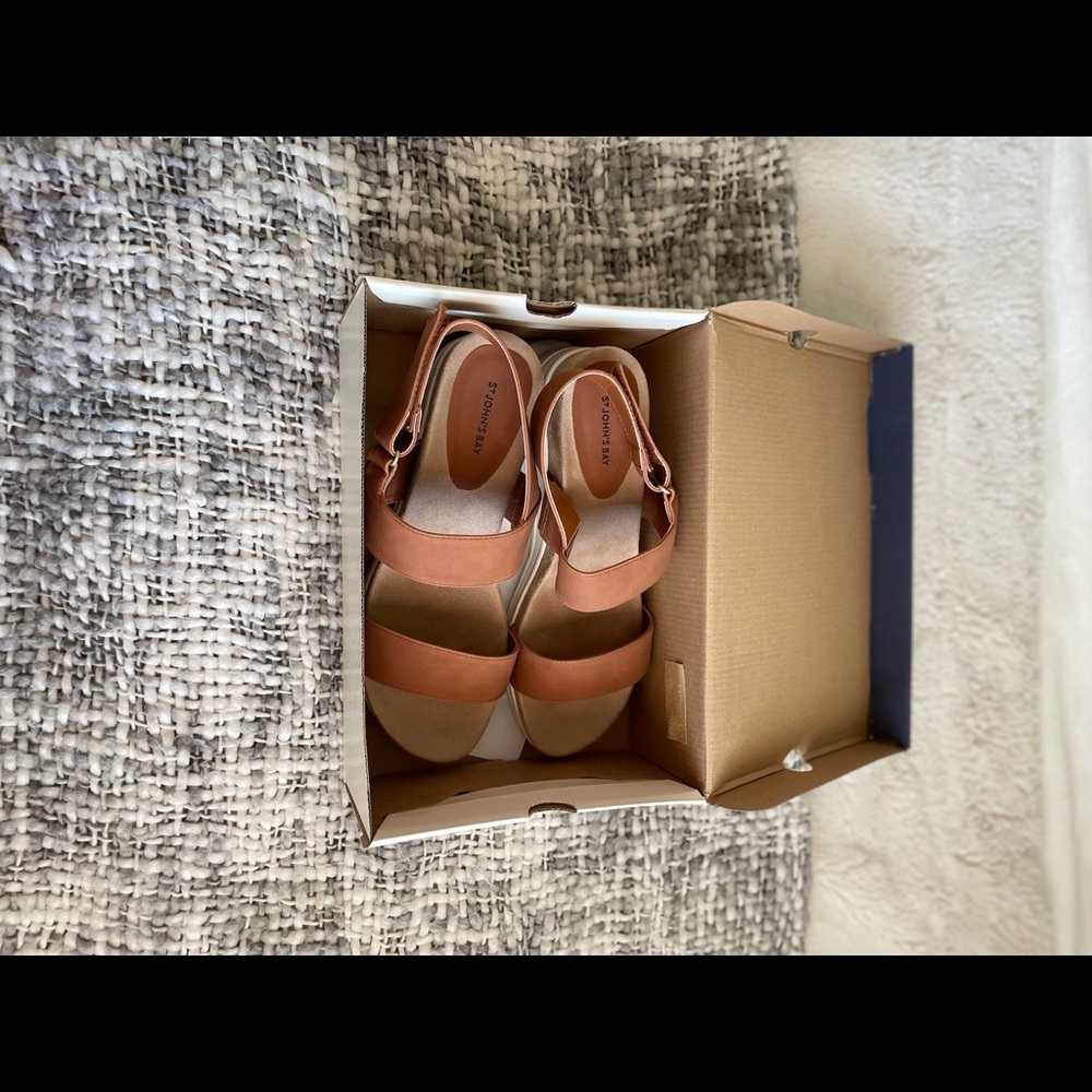 Platform wedge sandals
